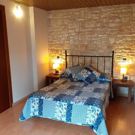 Hostal Del Senglar Espluga de Francolí Eksteriør bilde