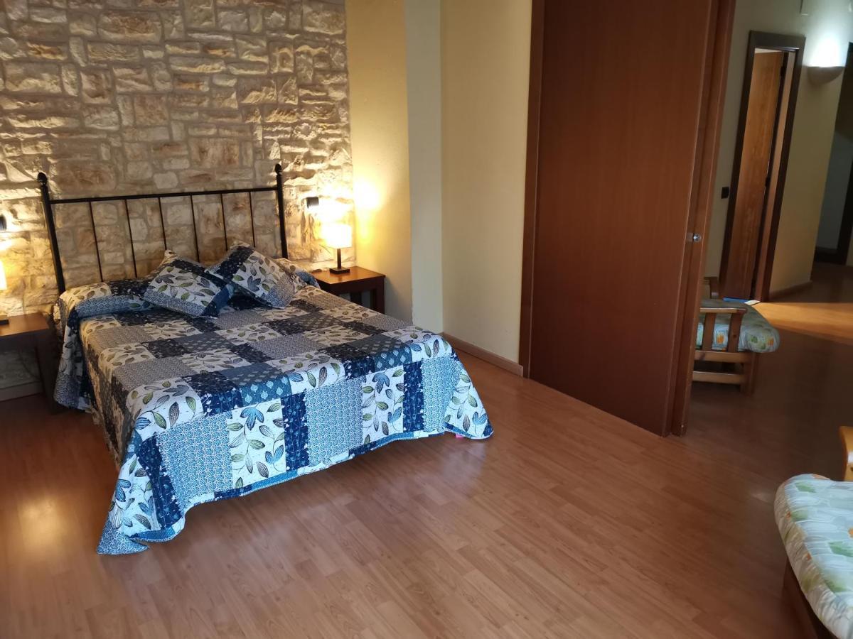 Hostal Del Senglar Espluga de Francolí Eksteriør bilde